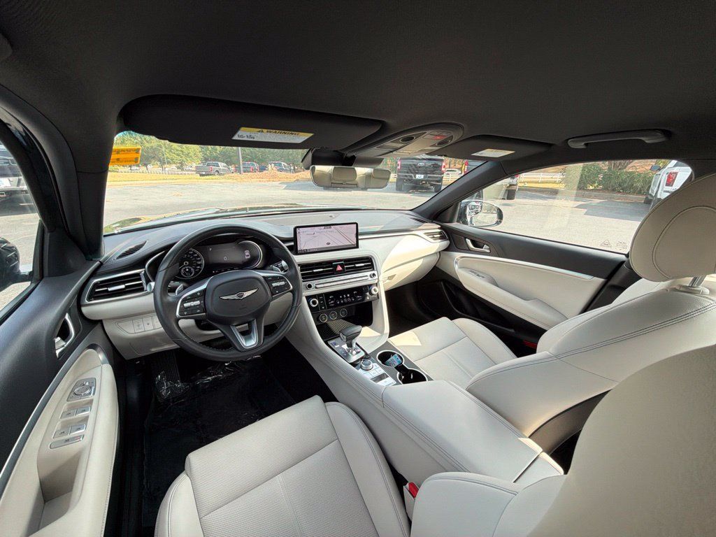 Used 2025 Genesis G70 2.5T AWD/4WD image 19