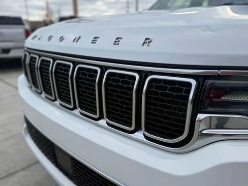 Used 2022 Jeep Wagoneer Series II image 18