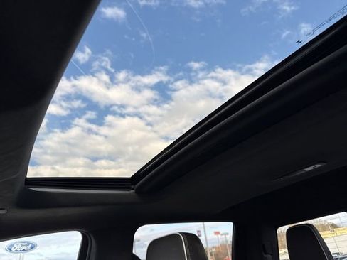 Used 2025 GMC Sierra 2500 AT4X w/ Snow Plow Prep/Camper Package image 31