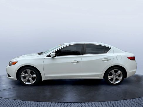 Used 2015 Acura ILX w/ Premium Package FWD image 3