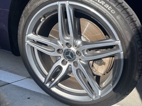 Used 2018 Mercedes-Benz E 400 Coupe image 7