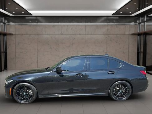 Used 2021 BMW 330i Sedan w/ M Sport Package RWD image 3
