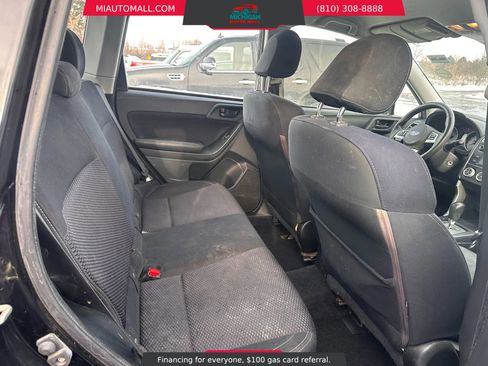 Used 2017 Subaru Forester 2.5i w/ Alloy Wheel Package image 19