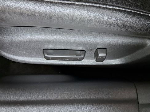 Used 2014 Acura ILX w/ Premium Package FWD image 21