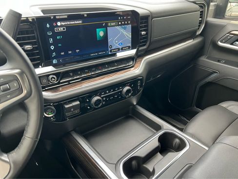 Used 2025 Chevrolet Silverado 2500 LT w/ Trail Boss Package image 35