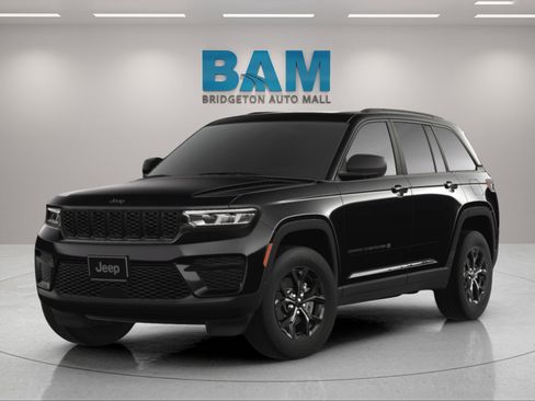 New 2025 Jeep Grand Cherokee Altitude image 3