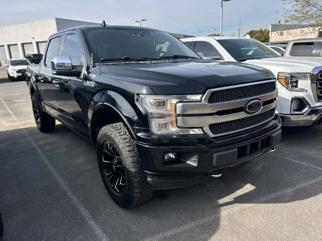 Used 2018 Ford F150 Platinum w/ Equipment Group 701A Luxury AWD/4WD image 3