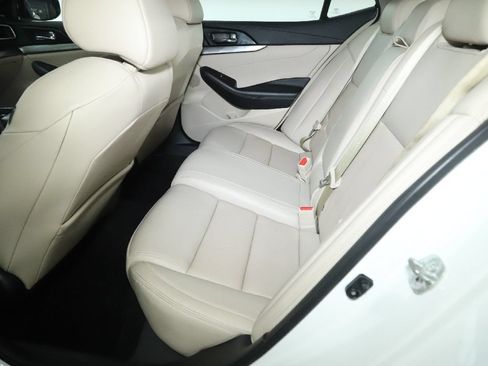 Used 2019 Nissan Maxima 3.5 SL w/ Floor Mat Group FWD image 14
