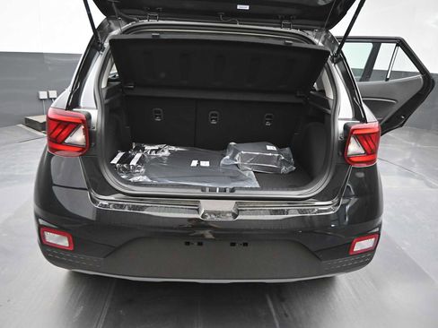 New 2026 Hyundai Venue SEL FWD image 14