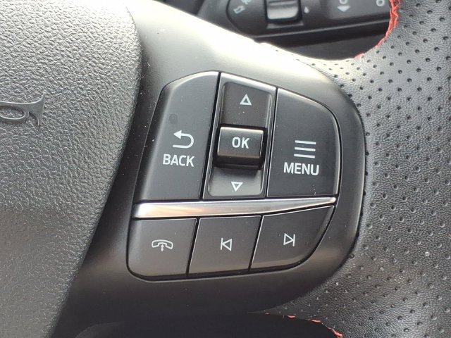 Used 2023 Ford Escape ST-Line w/ Tech Pack #1 AWD/4WD image 29
