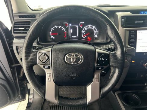 Used 2023 Toyota 4Runner SR5 Premium w/ Moonroof Package RWD image 11