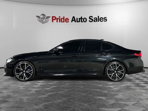 Used 2022 BMW M550i xDrive w/ Shadowloine Package AWD/4WD image 4