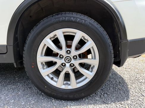 Used 2018 Nissan Rogue SV AWD/4WD image 50