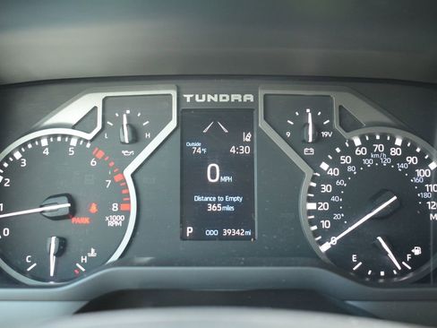 Used 2023 Toyota Tundra SR5 w/ SR5 Convenience Package AWD/4WD image 12