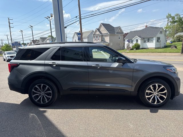 New 2026 Ford Explorer ST-Line AWD/4WD image 5