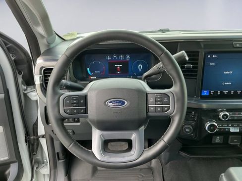 Certified 2025 Ford F450 Lariat w/ FX4 Off-Road Package AWD/4WD image 12