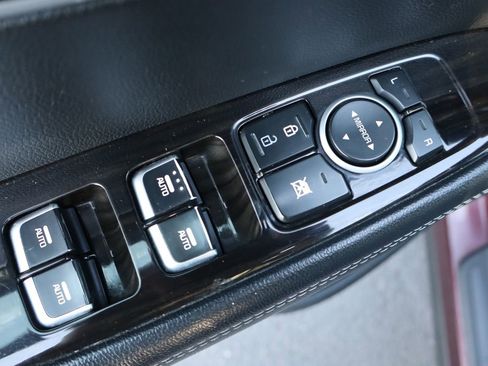 Used 2019 Kia Sorento AWD V6 image 29