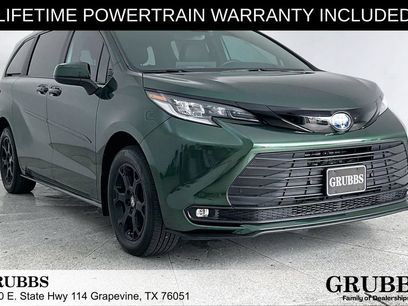 Used 2025 Toyota Sienna XLE Woodland Edition