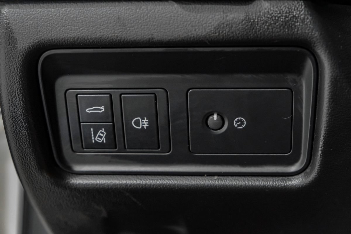 Used 2019 Jaguar F-TYPE R AWD/4WD image 29