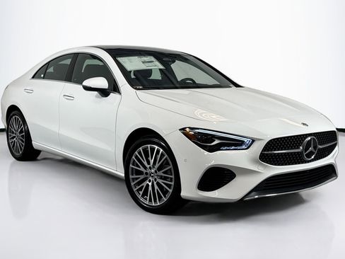 Used 2026 Mercedes-Benz CLA 250 image 3