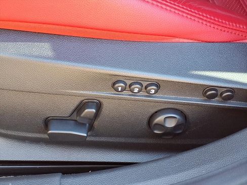 Used 2023 Alfa Romeo Giulia Veloce image 27