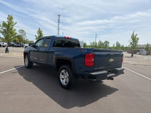 Used 2019 Chevrolet Silverado 1500 LT w/ All Star Edition AWD/4WD image 3