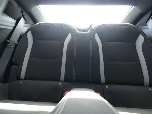 Used 2021 Chevrolet Camaro LT image 11