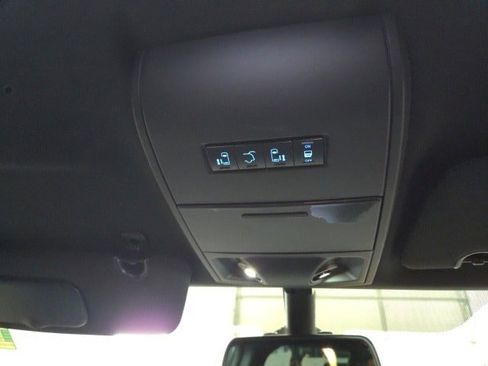 Used 2019 Dodge Grand Caravan GT image 41