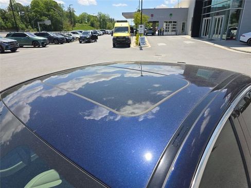 Used 2020 Mercedes-Benz E 350 4MATIC Sedan image 12