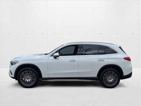 New 2026 Mercedes-Benz GLC 300 image 5