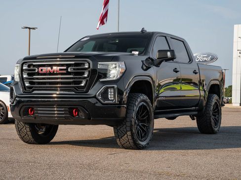 Used 2021 GMC Sierra 1500 AT4 AWD/4WD image 4