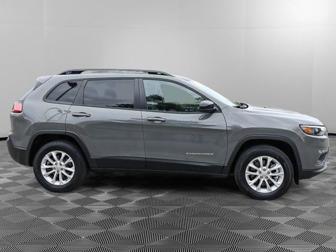 Used 2022 Jeep Cherokee Latitude Lux w/ Sun & Sound Group AWD/4WD image 8