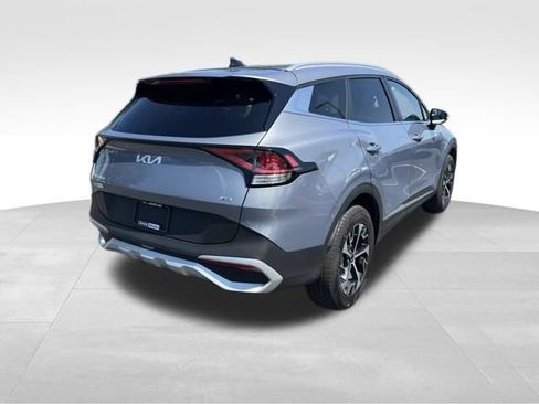 Certified 2025 Kia Sportage EX AWD/4WD image 8