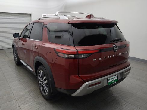 Used 2022 Nissan Pathfinder Platinum w/ Cargo Package FWD image 5