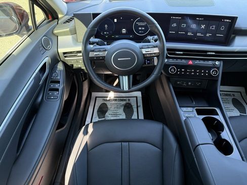 Used 2025 Hyundai Sonata Limited image 31