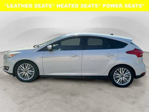 Used 2016 Ford Focus Titanium w/ Titanium Technology Package FWD image 2