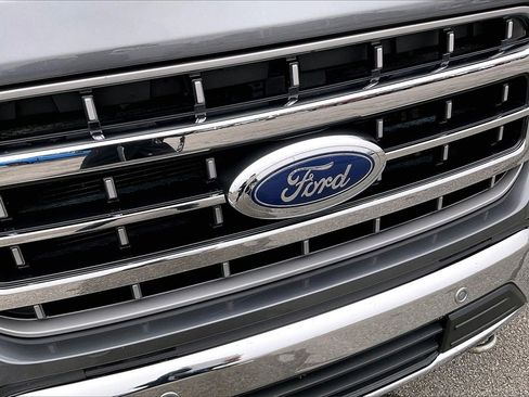 Used 2023 Ford F150 Lariat w/ Equipment Group 502A High image 28