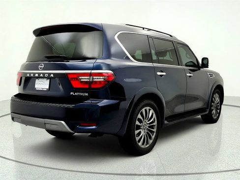 Used 2024 Nissan Armada Platinum w/ Captain's Chairs Package RWD image 5