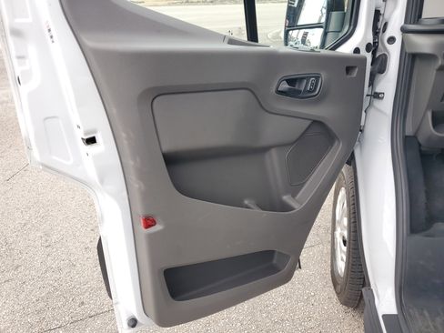 Used 2024 Ford Transit 350 XLT image 24