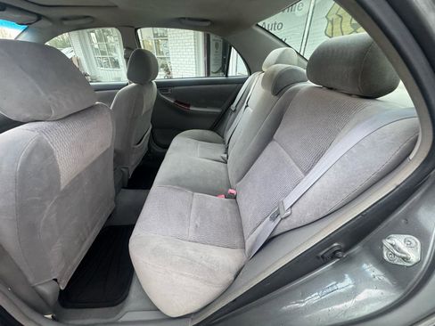 Used 2006 Toyota Corolla CE FWD image 11