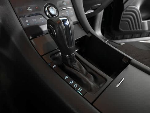 Used 2014 Ford Taurus SEL w/ Equipment Group 201A FWD image 24