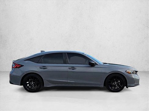 Used 2025 Honda Civic Sport image 4