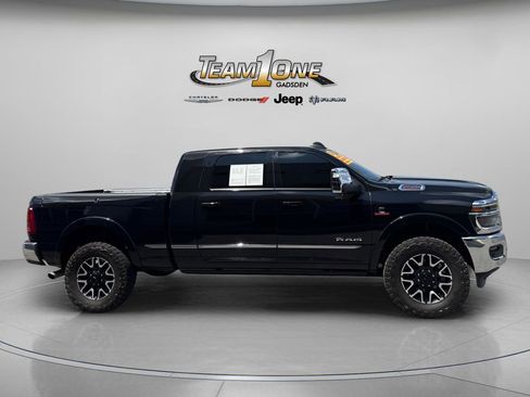Used 2026 RAM 2500 Limited AWD/4WD image 9