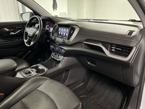 Certified 2023 GMC Terrain AT4 w/ Infotainment Package II AWD/4WD image 29