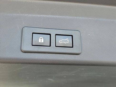 Used 2022 Subaru Ascent Onyx Edition AWD/4WD image 7