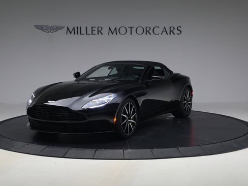 Used 2020 Aston Martin DB11 Volante image 13