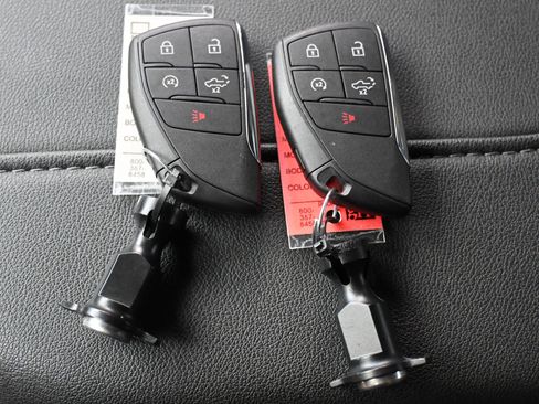 Used 2024 GMC Sierra 1500 Elevation image 38