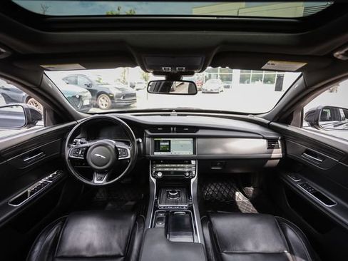 Used 2018 Jaguar XF S AWD/4WD image 49