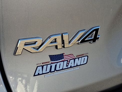 Certified 2021 Toyota RAV4 LE image 25