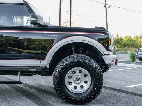 Used 2024 Ford Bronco Wildtrak AWD/4WD image 11